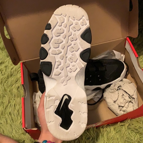 Air max nikes - Picture 3 of 5